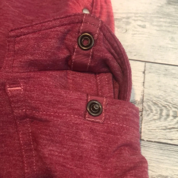 Kuhl Red Marbled Cargo Skort Extra Small - Picture 11 of 11